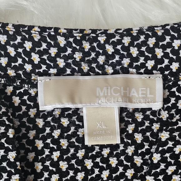 Michael Kors Black and White Patterned Blouse - Picture 2 of 2